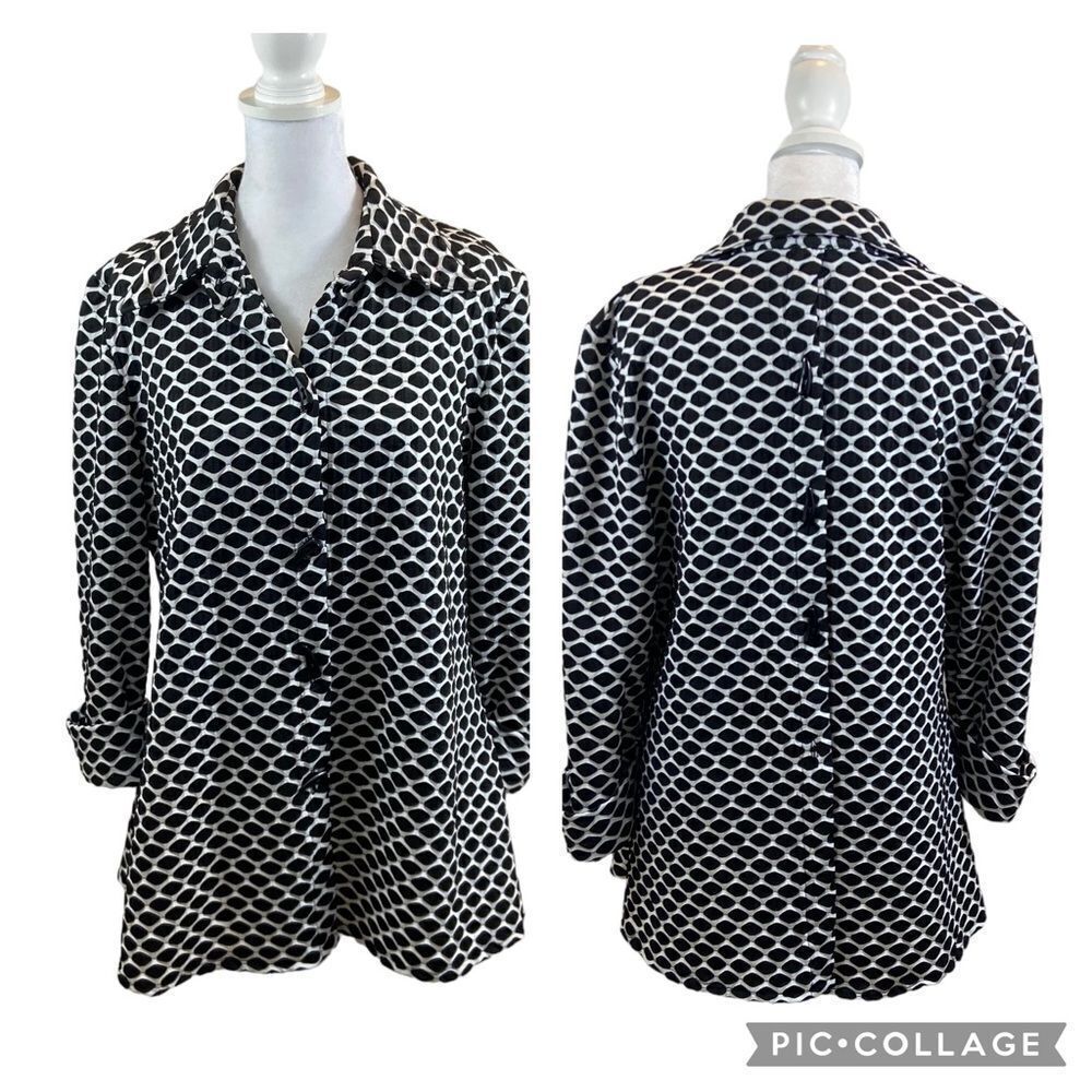 Sole Dione Studio Brand Black and‎ White Swing Jacket Blouse Size Small